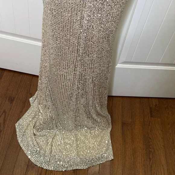 IEENA MAC DUGGAL NUDE SILVER FORMAL DRESS GOWN SEQUIN EMBELLISHED WOMEN’S SZ 12 - Picture 10 of 13